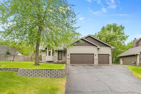 14238 Raven St NW, Andover, MN 55304