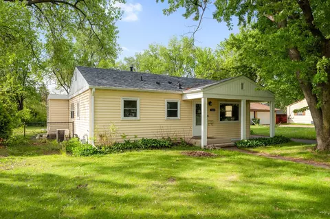 7417 Shirley Pl, Crystal, MN 55428