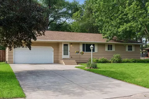 840 Oak Ridge Trl NE, Blaine, MN 55434