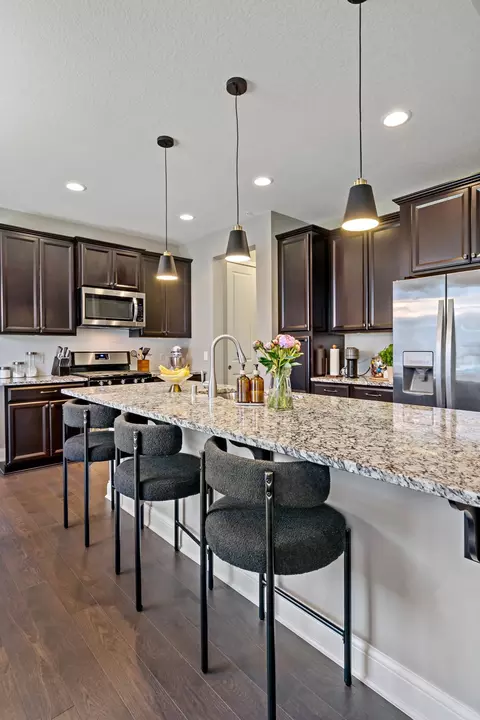 18147 Glassfern Ln, Lakeville, MN 55044