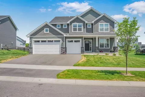 716 Longmeadow Ln, Waconia, MN 55387
