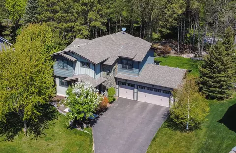 15622 Michele Ln, Eden Prairie, MN 55346