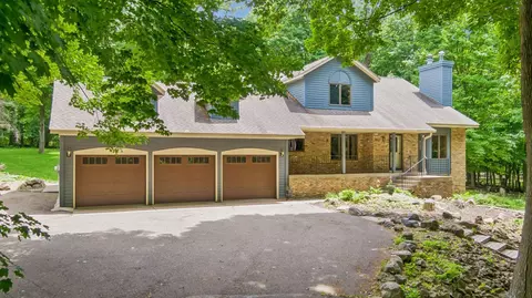 3355 Trading Post Trl S, Afton, MN 55001