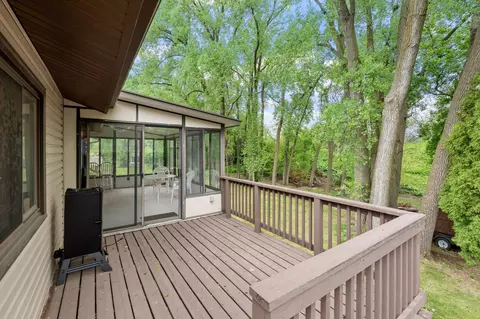 Exterior - 4382 Metcalf Dr, Eagan, MN 55122 photo 10 of 11