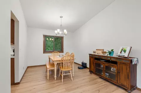 Dining - 4382 Metcalf Dr, Eagan, MN 55122 photo 1 of 2