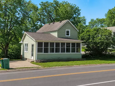 1362 Main St, Houlton, WI 54082
