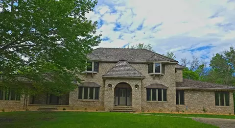 101 Pohl Rd, Mankato, MN 56001
