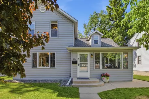 206 River St, Paynesville, MN 56362