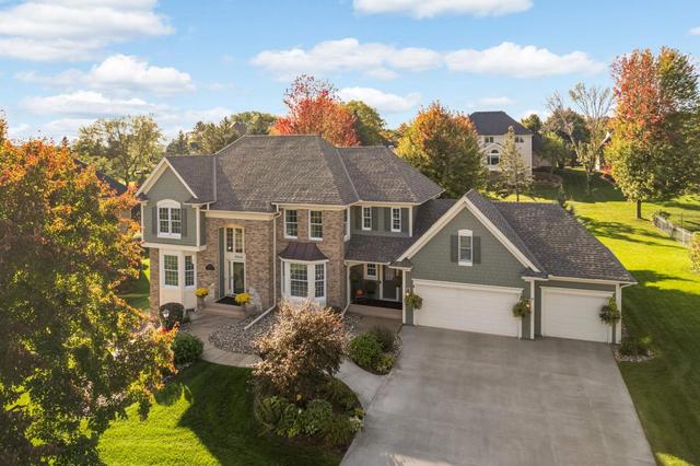 3824 Fairway Ter, Woodbury, MN 55125