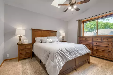 Bedroom - 10347 Eagle St NW, Coon Rapids, MN 55433 photo 3 of 4