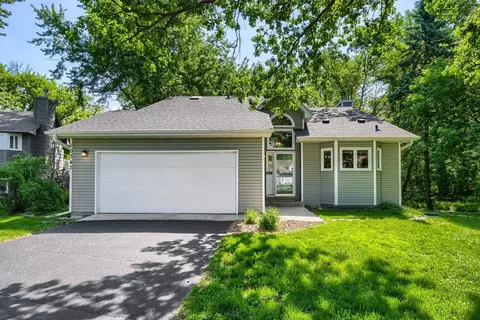 10347 Eagle St NW, Coon Rapids, MN 55433