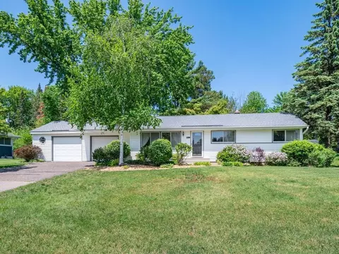 199 Colleen Ave, Shoreview, MN 55126