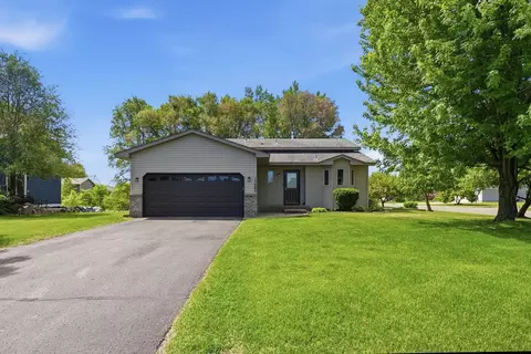13862 186th Ln NW, Elk River, MN 55330