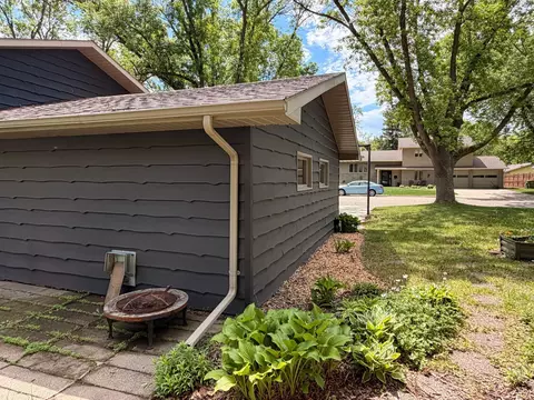 Exterior - 503 Washington Ave, Marshall, MN 56258 photo 10 of 10