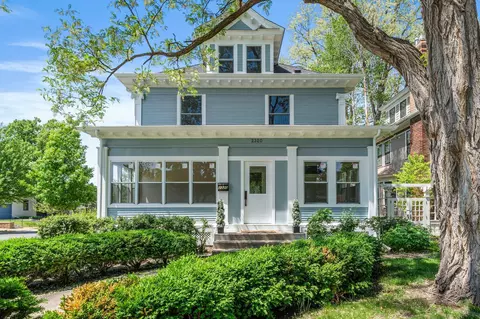 2320 Humboldt Ave S, Minneapolis, MN 55405