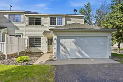 13229 Bush Ln, Eden Prairie, MN 55347