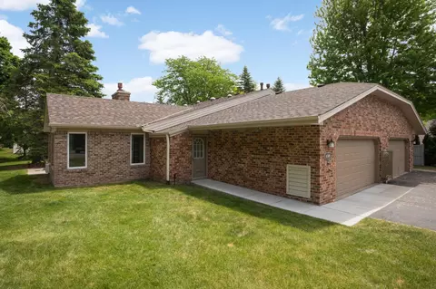 4509 Redwood Cir, Minnetonka, MN 55345