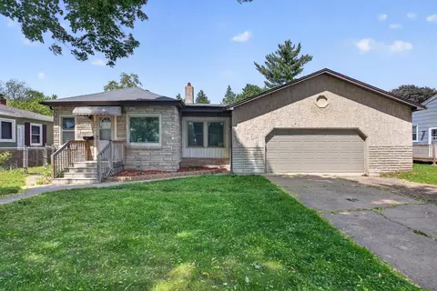2401 14th Ave E, North Saint Paul, MN 55109
