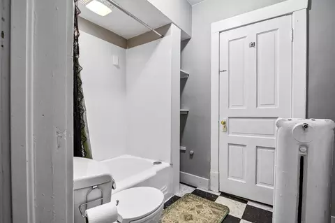 Bath - 1122 E 5th St, Duluth, MN 55805 photo 4 of 6