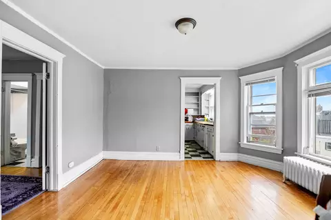 Living - 1122 E 5th St, Duluth, MN 55805 photo 7 of 7
