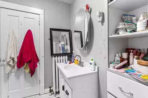 Bath - 1122 E 5th St, Duluth, MN 55805 photo 2 of 6