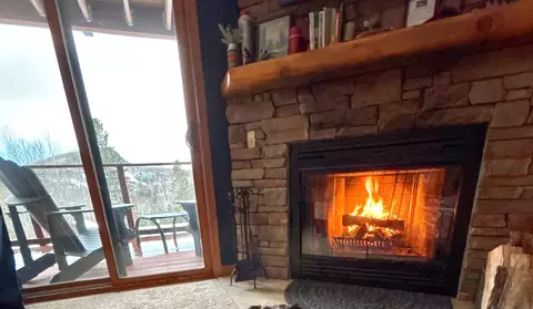 124 Bridge Run Ln # B, Tofte, MN 55615