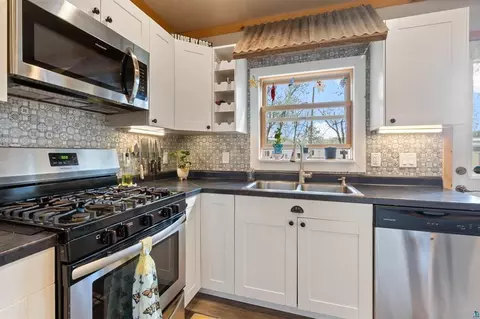 Kitchen - 1815 E 12th St, Superior, WI 54880 photo 3 of 5