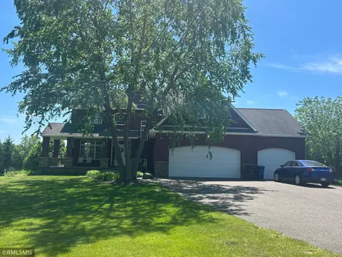 12621 246th St, Chisago City, MN 55013