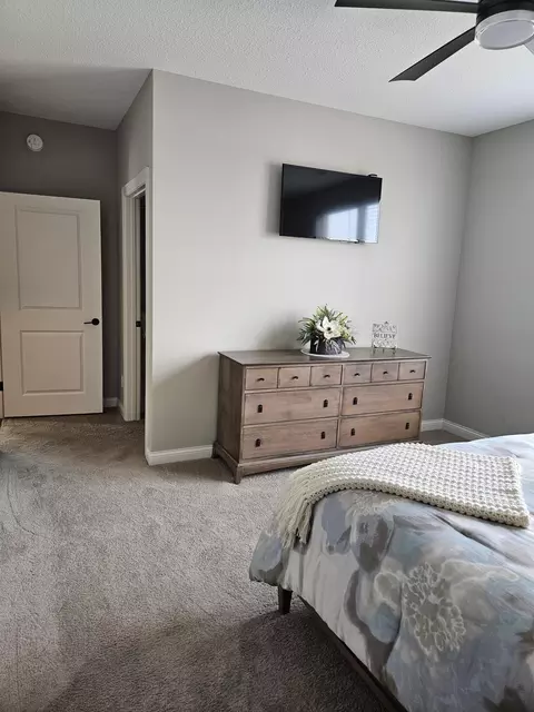 Bedroom - 19236 101st Pl, Rogers, MN 55374 photo 2 of 3