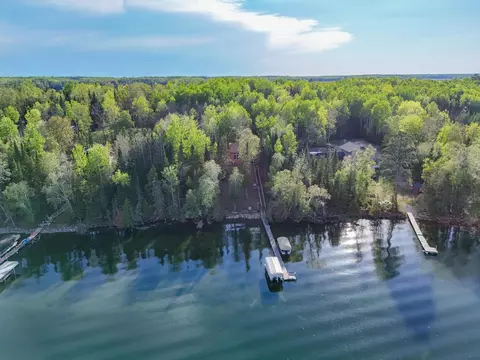51446 Pine Point Rd, Bigfork, MN 56628