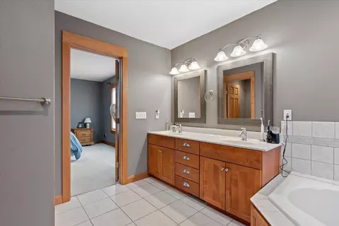 Bath - 10555 Raven Loop NE, Foley, MN 56329 photo 3 of 4