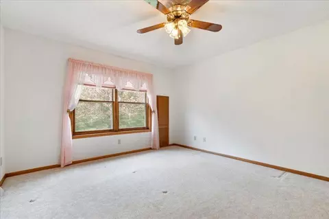 Bedroom - 2401 Hillcrest Dr, Brainerd, MN 56401 photo 1 of 3