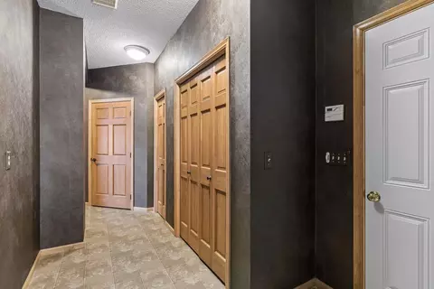Entry Way - 22447 Dodge Ct, Faribault, MN 55021 photo 2 of 6