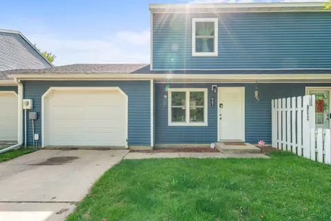 862 W Village Cir SE, Rochester, MN 55904