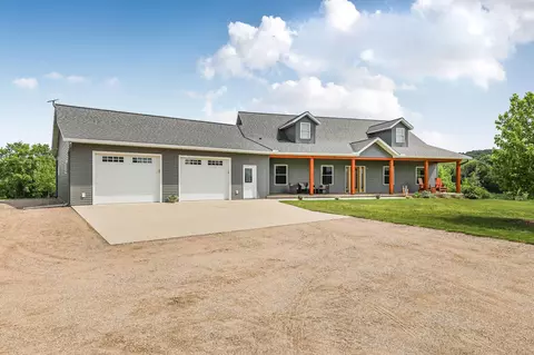 22204 123rd Ave, Cold Spring, MN 56320
