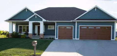 731 St James Cir, Litchfield, MN 55355