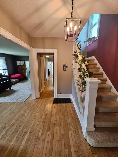 Entry Way - 809 Park Ave, Morris, MN 56267 photo 1 of 1