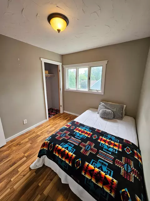 Bedroom - 809 Park Ave, Morris, MN 56267 photo 5 of 7
