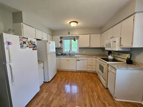 Kitchen - 809 Park Ave, Morris, MN 56267 photo 1 of 2