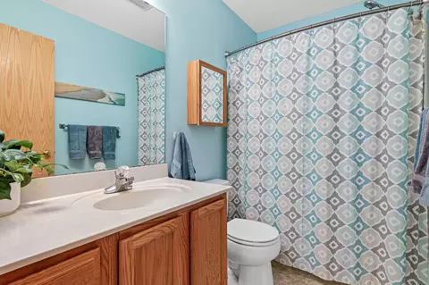 Bath - 213 3rd St NW, Saint Michael, MN 55376 photo 3 of 3