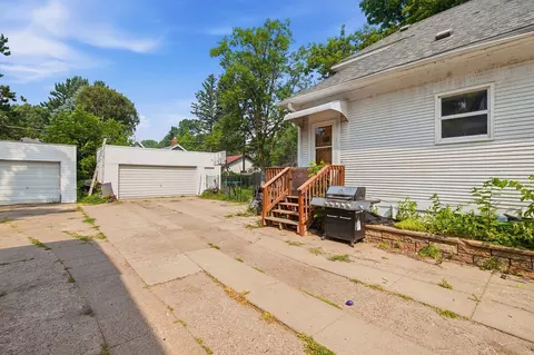 Exterior - 711 N 7th St, Brainerd, MN 56401 photo 2 of 5