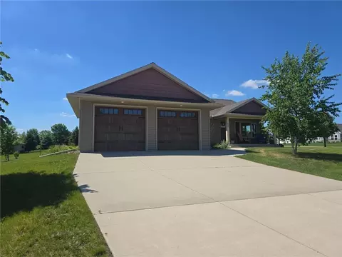 698 Westland Ln, New London, MN 56273