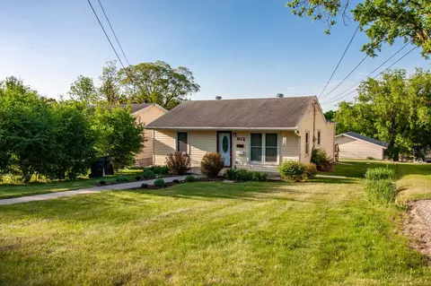 912 E Highland Ave, Fergus Falls, MN 56537