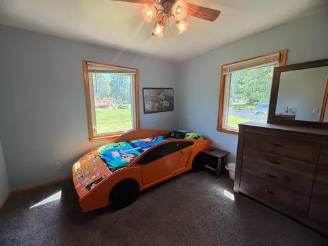 Bedroom - 891 Winnie Ave, Windom, MN 56101 photo 4 of 4
