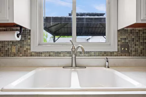 Kitchen - 6901 110th Ave N, Champlin, MN 55316 photo 3 of 3