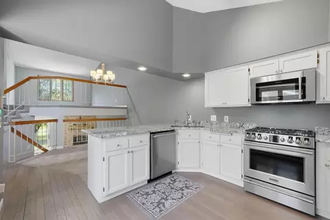 14917 45th Ave N, Plymouth, MN 55446