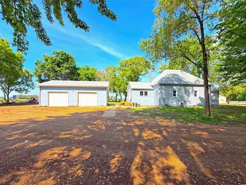 510 South St, South Haven, MN 55382