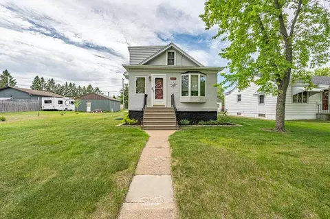 3219 4th Ave W, Hibbing, MN 55746