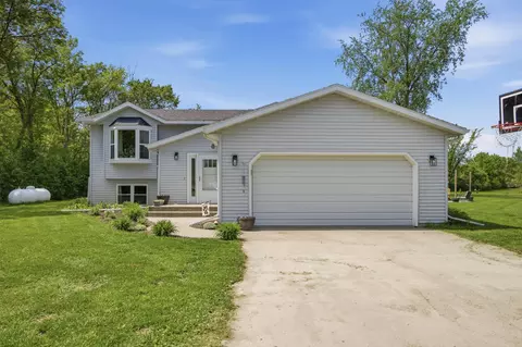 2959 142nd St S, Glyndon, MN 56547