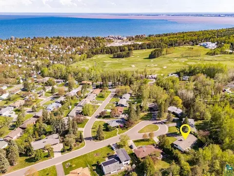View/Area - 3801 Rockview Ct, Duluth, MN 55804 photo 3 of 4